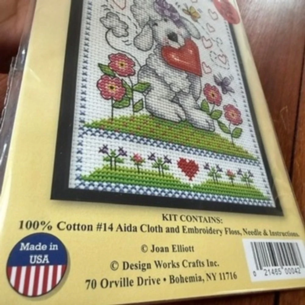 Design Works Dog with Heart Counted Cross Stitch Kit 3219 Joan Elliott Puppy DIY